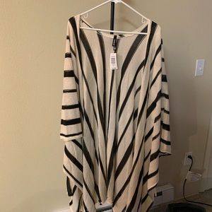 Black & White Stripe Ruana